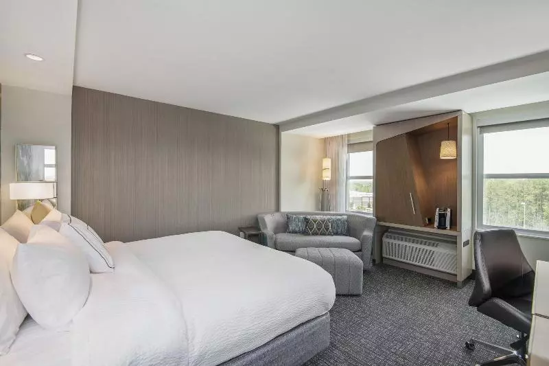 اتاق لوکس با چشم‌انداز شهر, Denny Park Hotel Seattle
