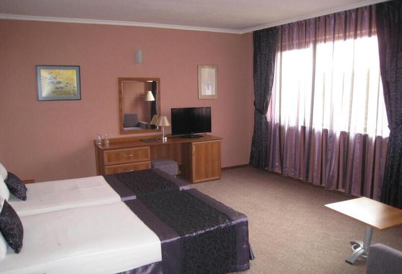 سوییت جونیور, Real