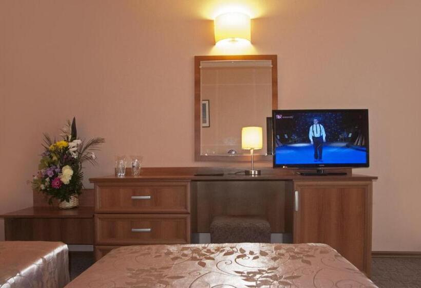 سوییت جونیور سوپریور, Real