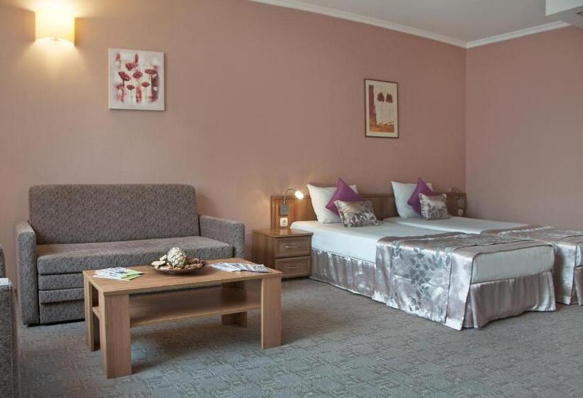 سوییت جونیور سوپریور, Real