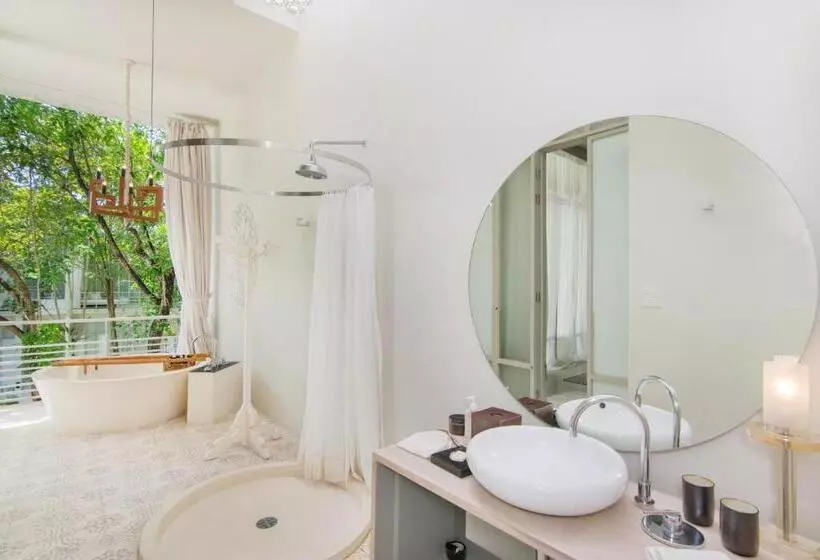 バルコニー付きデラックスルーム, Sala Phuket Mai Khao Beach Resort