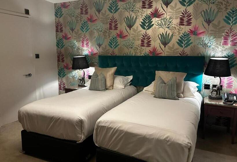 Номер Стандарт, The George Hotel Easingwold