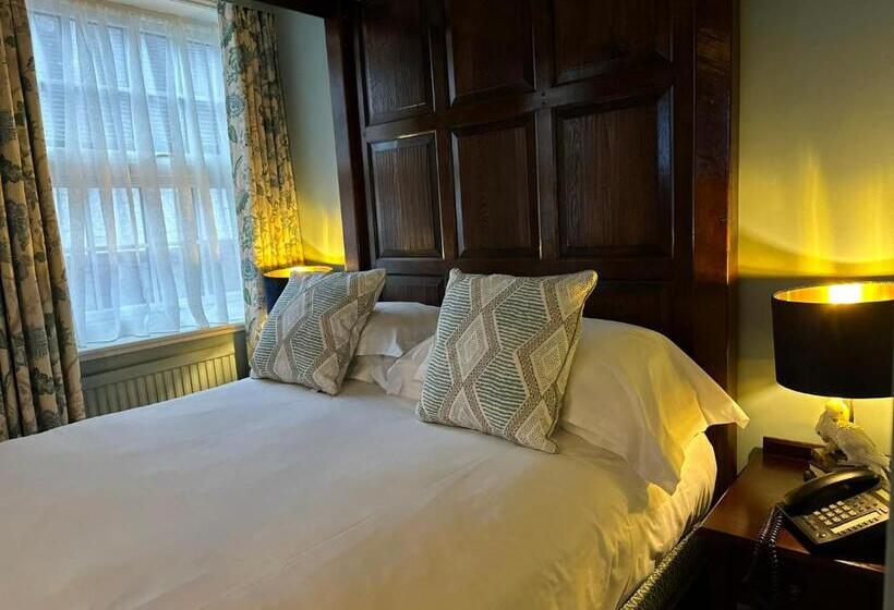 带大床的标准间, The George Hotel Easingwold