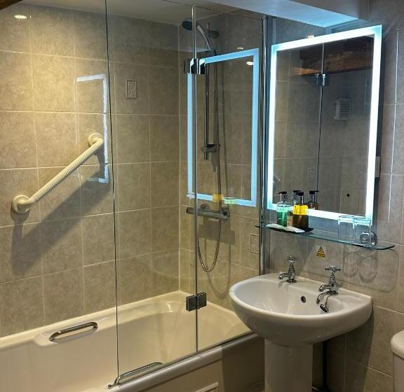 带大床的标准间, The George Hotel Easingwold