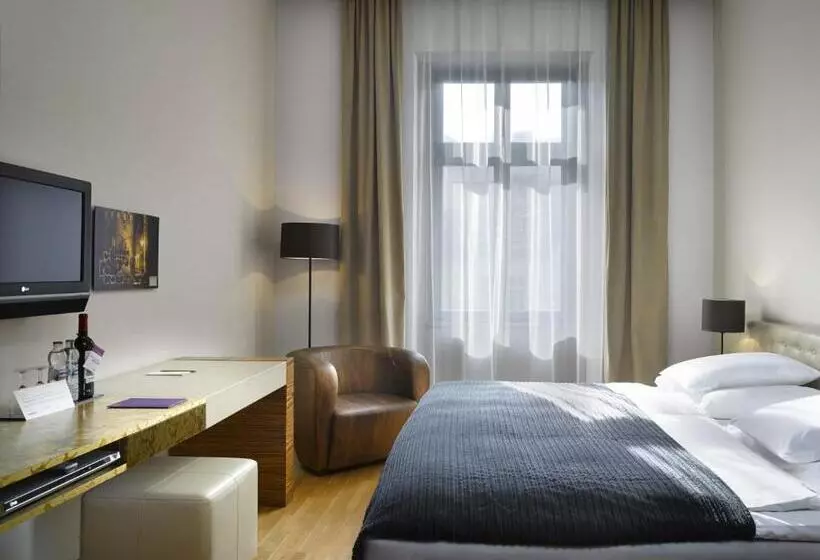 اتاق استاندارد, The Icon Hotel & Lounge