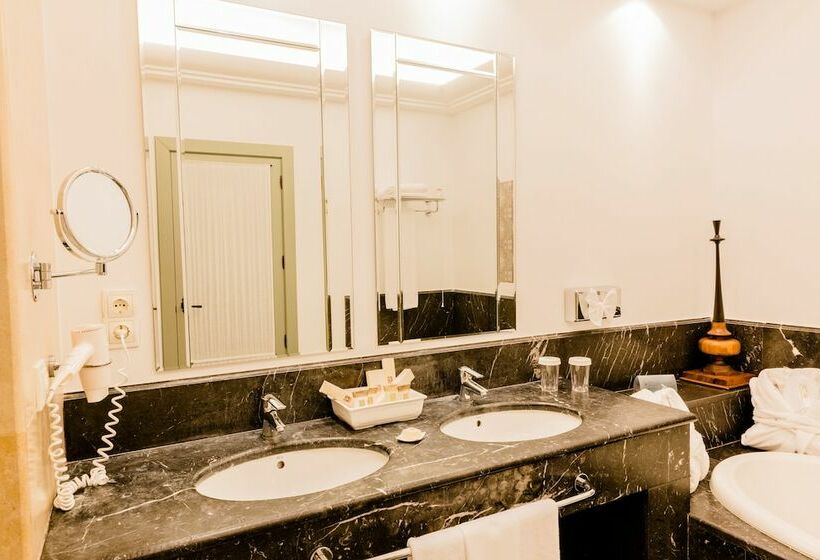 수피리어 룸, Estrella De Mar