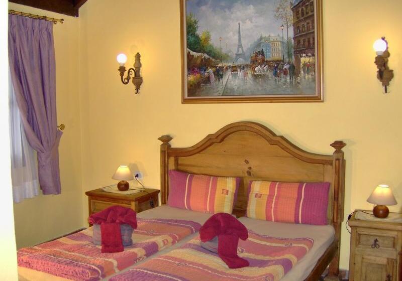 Апартаменты 1 Спальня с Террасой, Apartamentos Monasterio De San Antonio   Adults Only