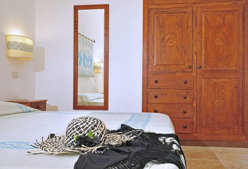 Трехместный Номер Классика, Arbatax Park Resort, Telis