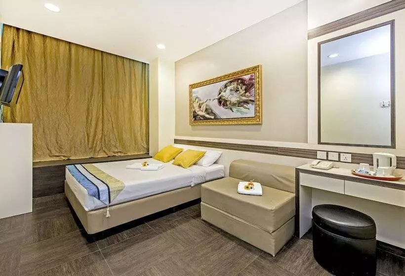 Quarto superior, 81 Bugis