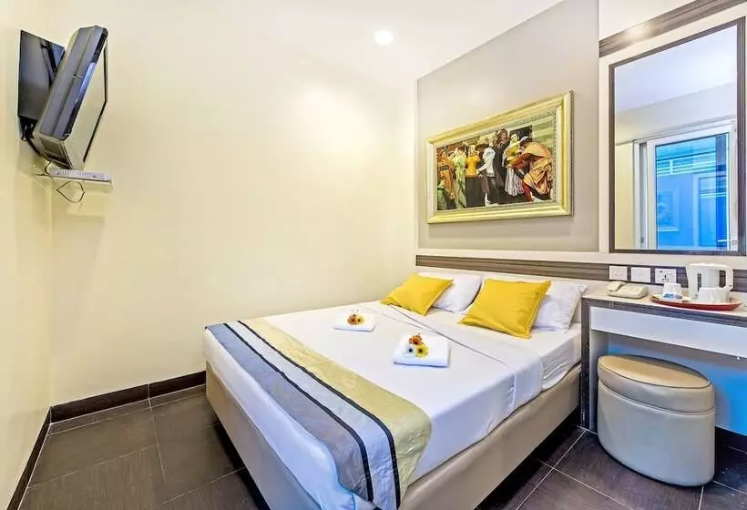 Quarto superior, 81 Bugis