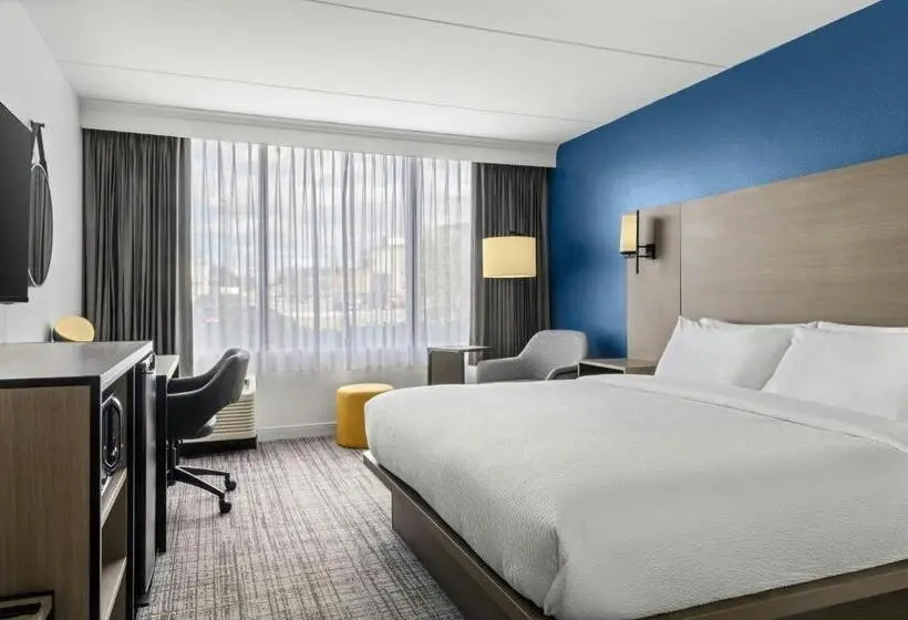 キングサイズベッドのスタンダードルーム, City Express by Marriott Charlotte South End