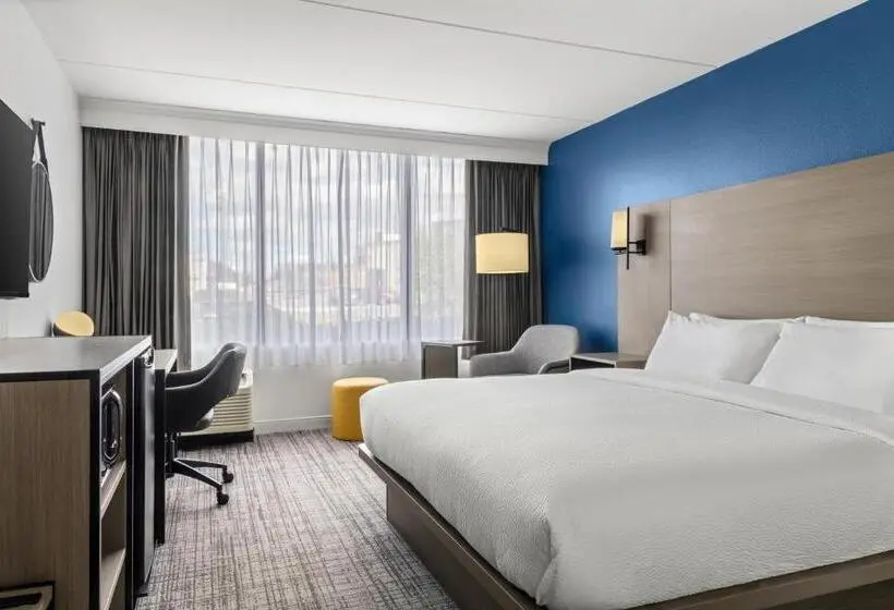キングサイズベッドのスタンダードルーム, City Express by Marriott Charlotte South End