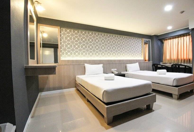 Quarto Superior, Convenient Park Bangkok