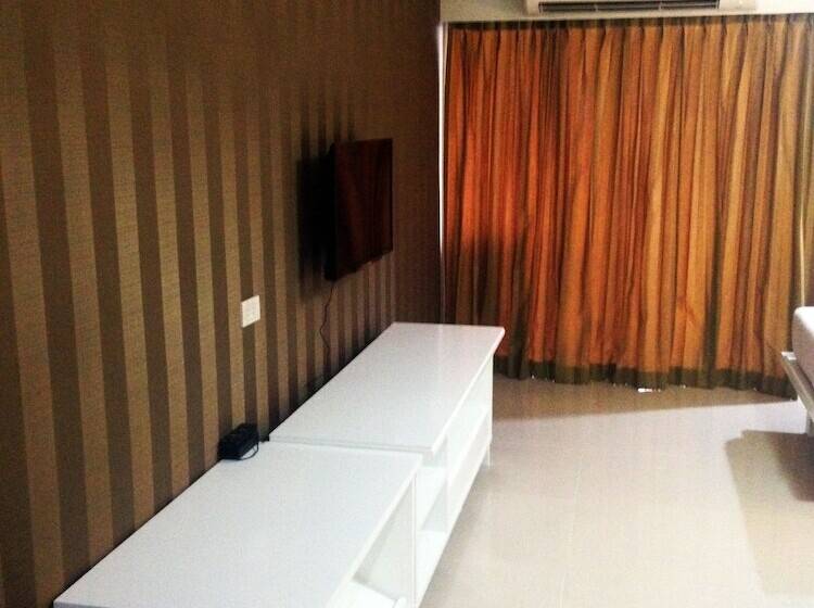 Quarto Superior, Convenient Park Bangkok