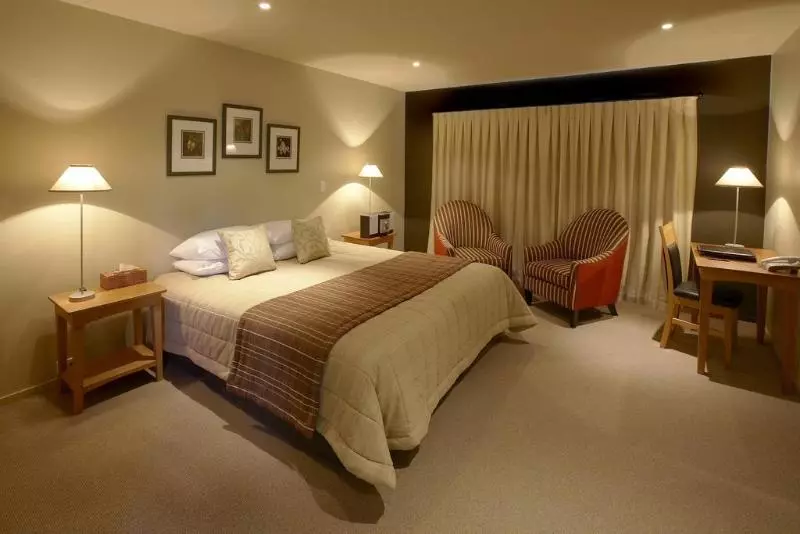 キングサイズベッドのスタンダードルーム, Te Weheka Hotel Fox Glacier