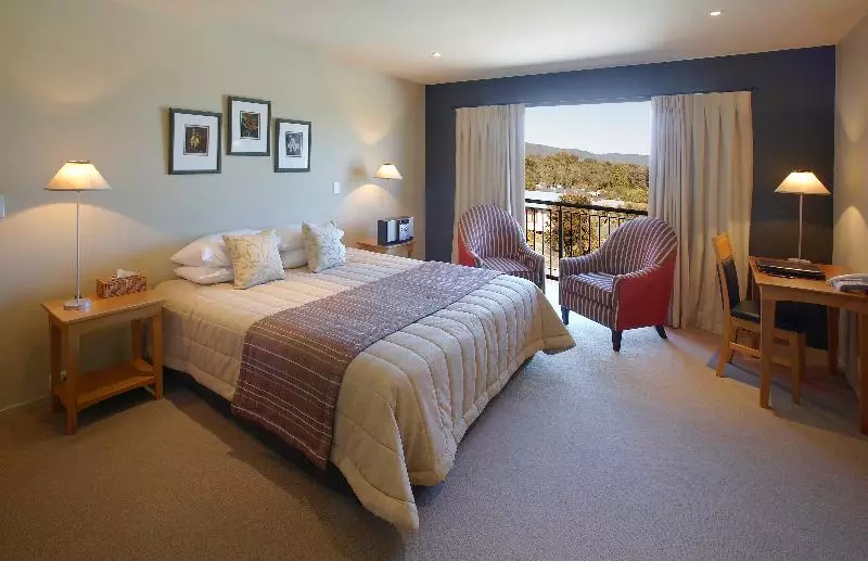キングサイズベッドのスタンダードルーム, Te Weheka Hotel Fox Glacier