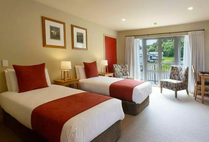 キングサイズベッドのスタンダードルーム, Te Weheka Hotel Fox Glacier