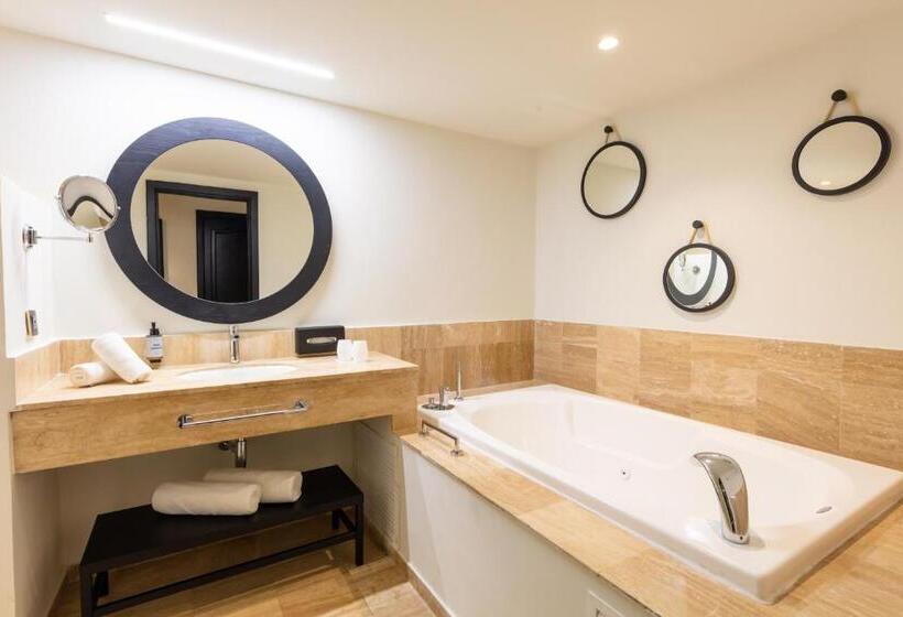 سوییت جونیور, Grand Palladium Jamaica Resort & Spa - All Inclusive