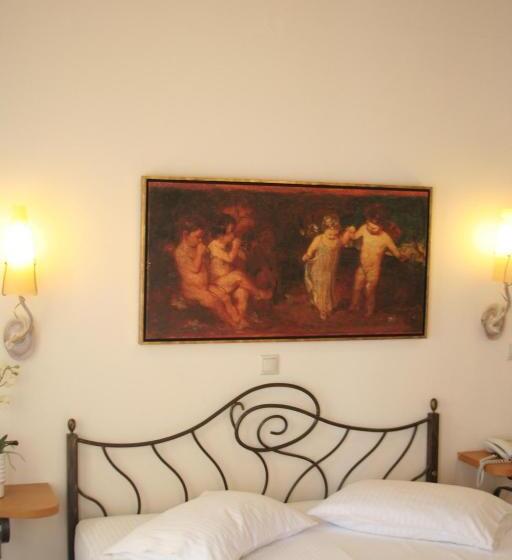 غرفة قياسية, Ionas Boutique