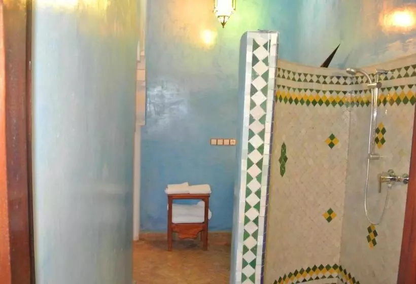 سوییت, Kasbah Azalay