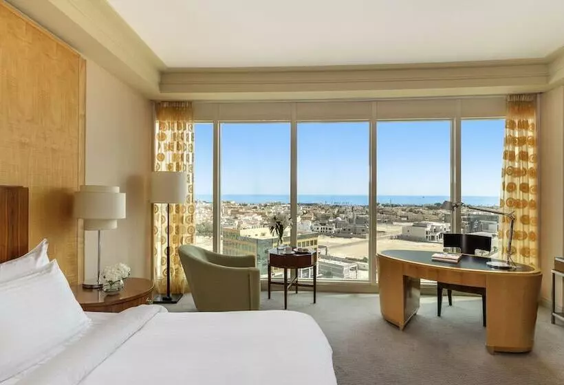 اتاق لوکس با تخت بزرگ, Mövenpick Hotel Al Khobar