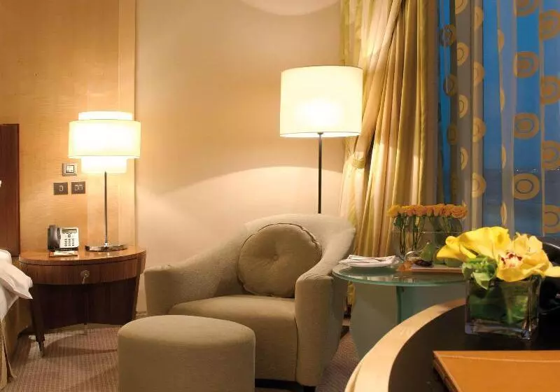 اتاق لوکس با چشم‌انداز دریا, Mövenpick Hotel Al Khobar