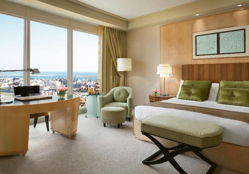 غرفة ديلوكس مطلّة علي البحر, Mövenpick Hotel Al Khobar