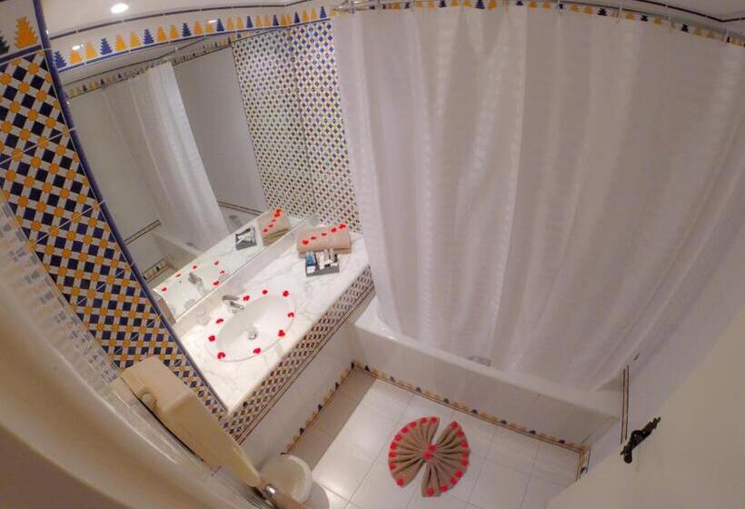 غرفة قياسية ثلاثية, Odyssee Resort and Thalasso