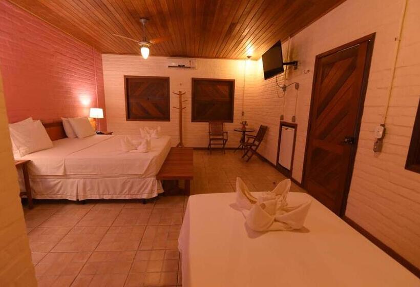 غرفة قياسية ثلاثية مزودة بشرفة, Porto Preguiças Resort