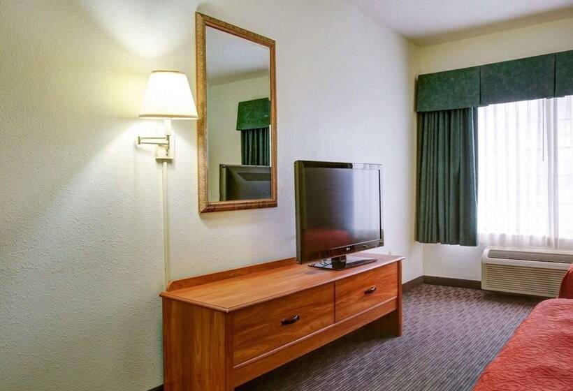 סוויטה, Quality Inn & Suites Airport