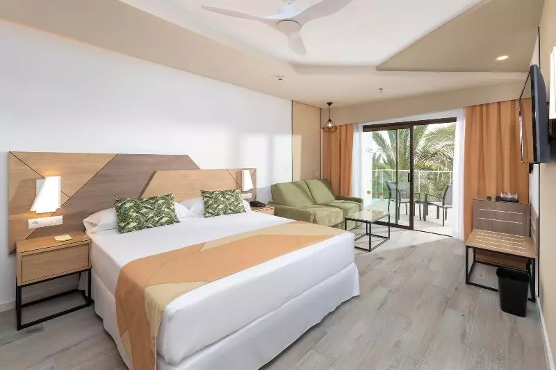 اتاق خانوادگی, Hotel Riu Buenavista - All Inclusive