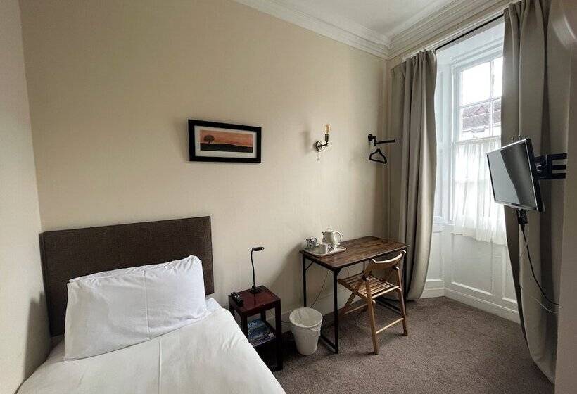 اتاق استاندارد یک نفره, The Kelvin