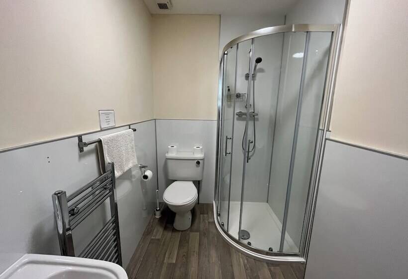 استودیوی استاندارد, The Kelvin