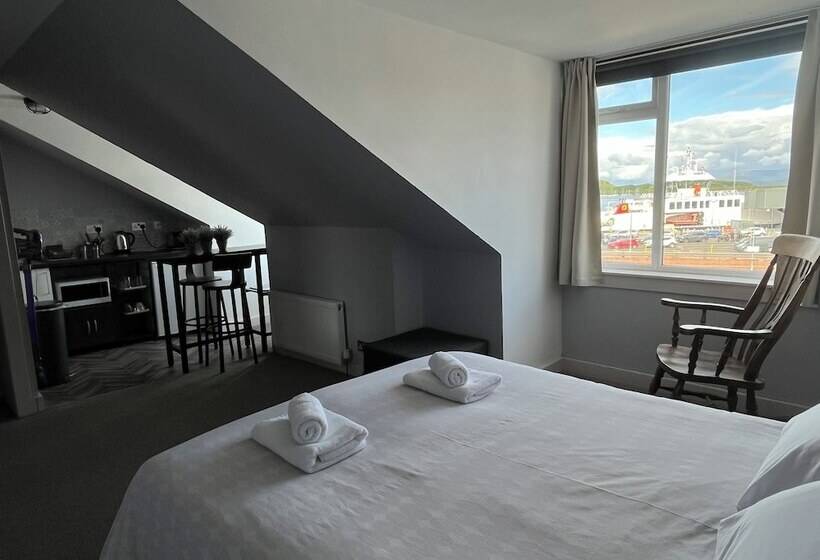 استودیوی استاندارد, The Kelvin