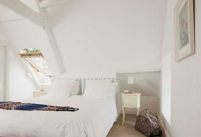 Номер Стандарт Вид на Море, The Strand Inn