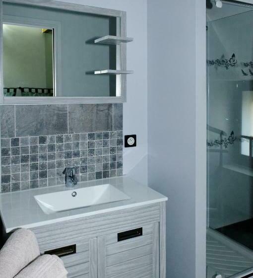 스탠다드 룸, La Ferme Aux Charmes