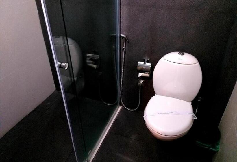 Номер Deluxe Вид на Озеро, Laurel Heights Resort Idukki