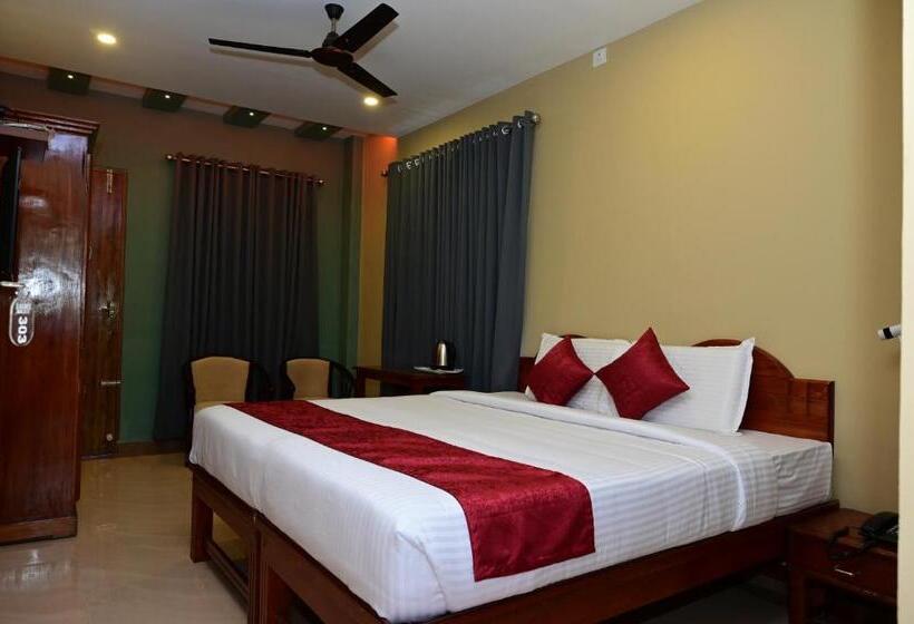 Номер Deluxe Вид на Озеро, Laurel Heights Resort Idukki