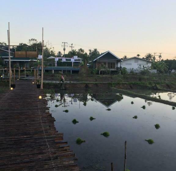 غرفة ديلوكس مزودة بشرفة, Nok Chan Mee Na