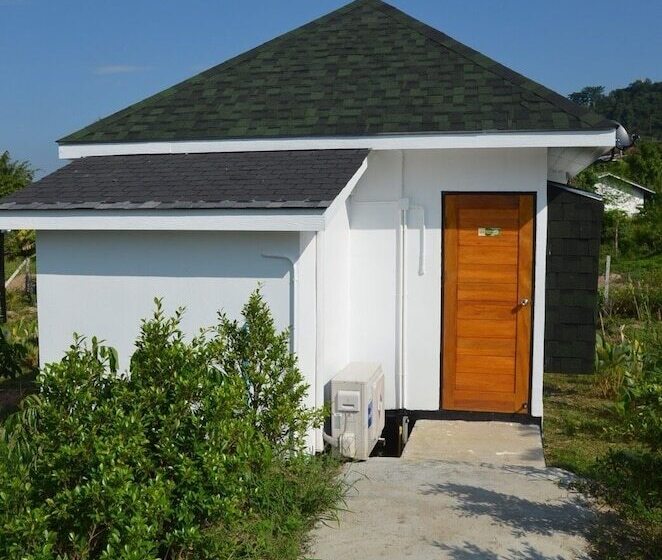 غرفة ديلوكس, Nok Chan Mee Na