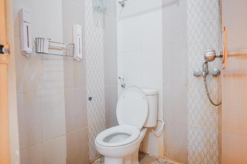 Номер Стандарт, Reddoorz Near Ambarrukmo Area