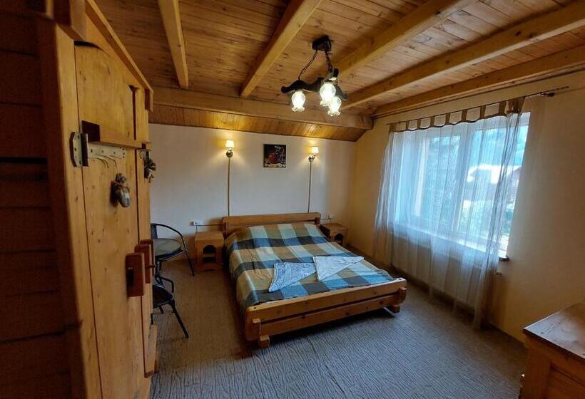 اتاق استاندارد, артгір гостинний двір