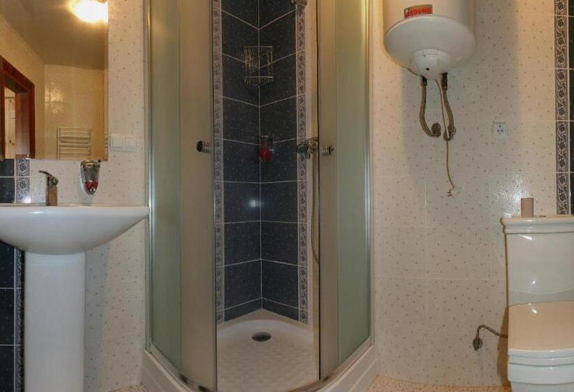 سوییت, артгір гостинний двір