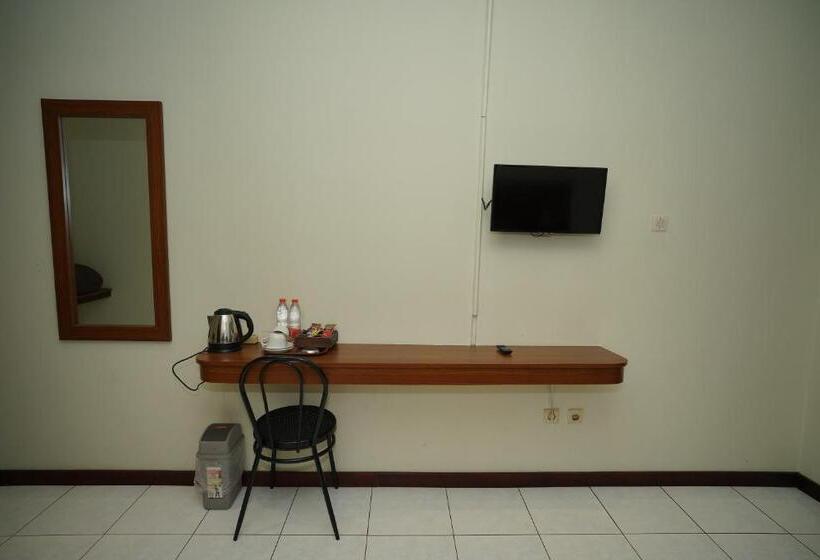 标准间, Citere Ii