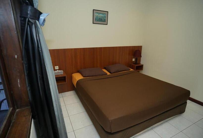 标准间, Citere Ii