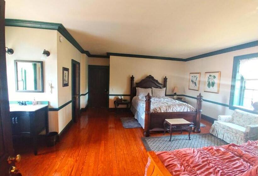 غرفة كومفورت ثلاثية, Chanceford Hall Bed & Breakfast