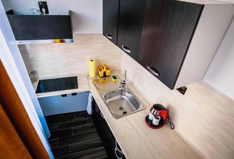 استودیو استاندارد با تخت کینگ, Colors Residence