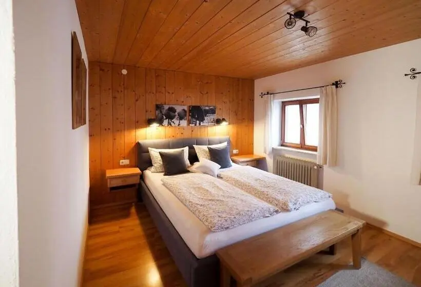 Quarto Estandar, Beim Lenz