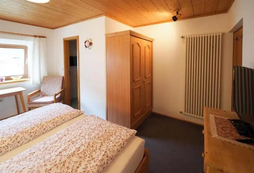 Quarto Economy, Beim Lenz