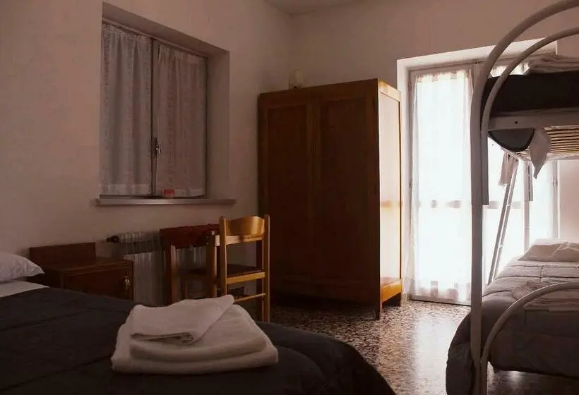 اتاق ساده سه نفره, Casa Per Ferie Beatorosaz